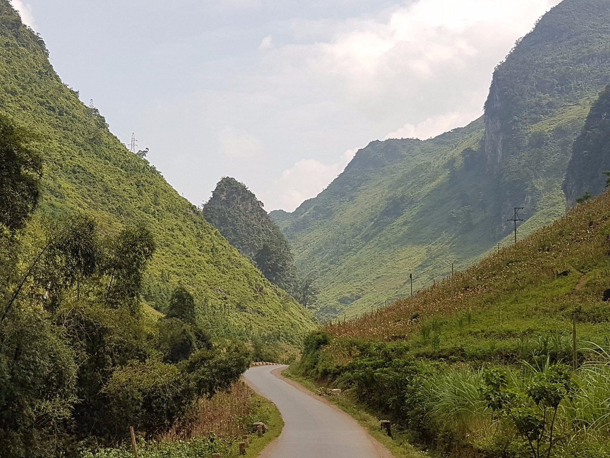 Trekking Tour Northern Vietnam Ha Giang to Bac Ha 8 Days